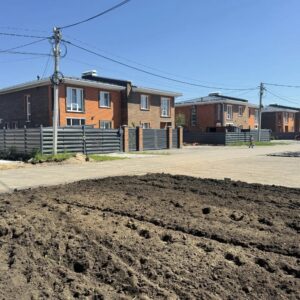 прополка, вспашка, удаление излишков земли