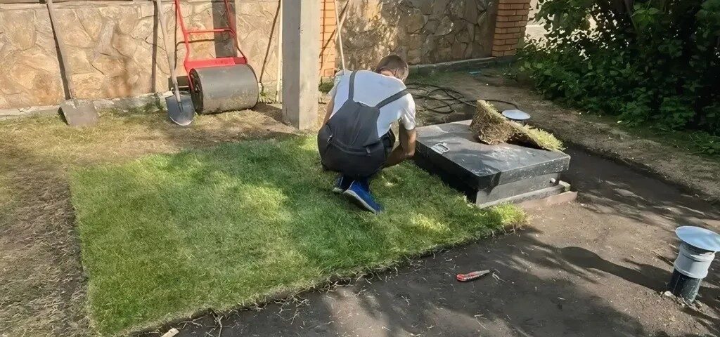 укладка рулонного газона